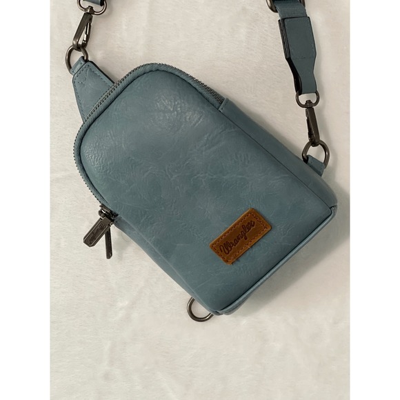 Wrangler Slate Blue Vegan Leather Sling Crossbody Bag Adjustable Strap Gunmetal - Picture 3 of 7